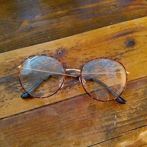 Urban Outfitters Round Tortoise Fashion Glasses